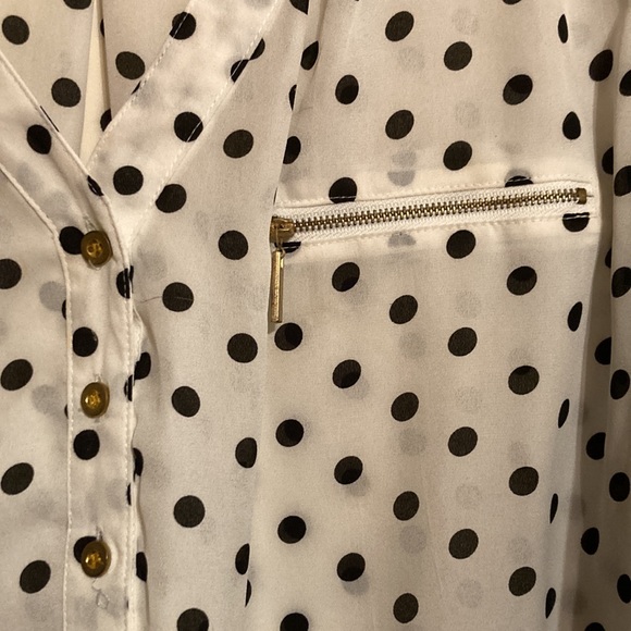 Rue cream black dot with button and zip details shirt - Picture 2 of 5